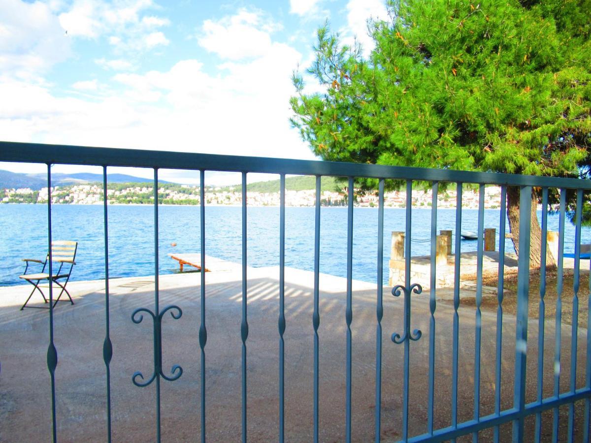 Marcel Apartment Mit Meerblick Trogir Exterior foto